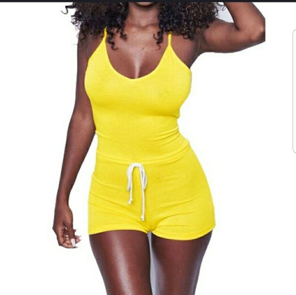 Pants - 💛NWT SLEEVELESS DRAWSTRING ROMPER💛